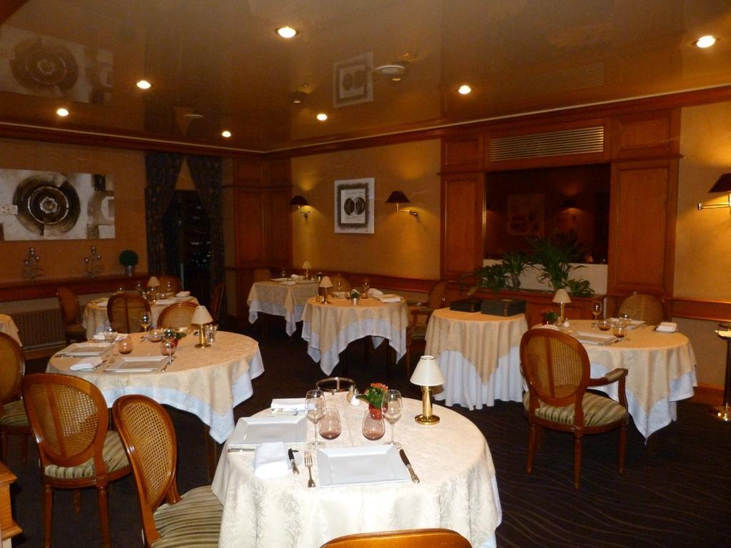 Hotel Le Gue Du Holme Saint-Quentin-sur-le-Homme Екстериор снимка
