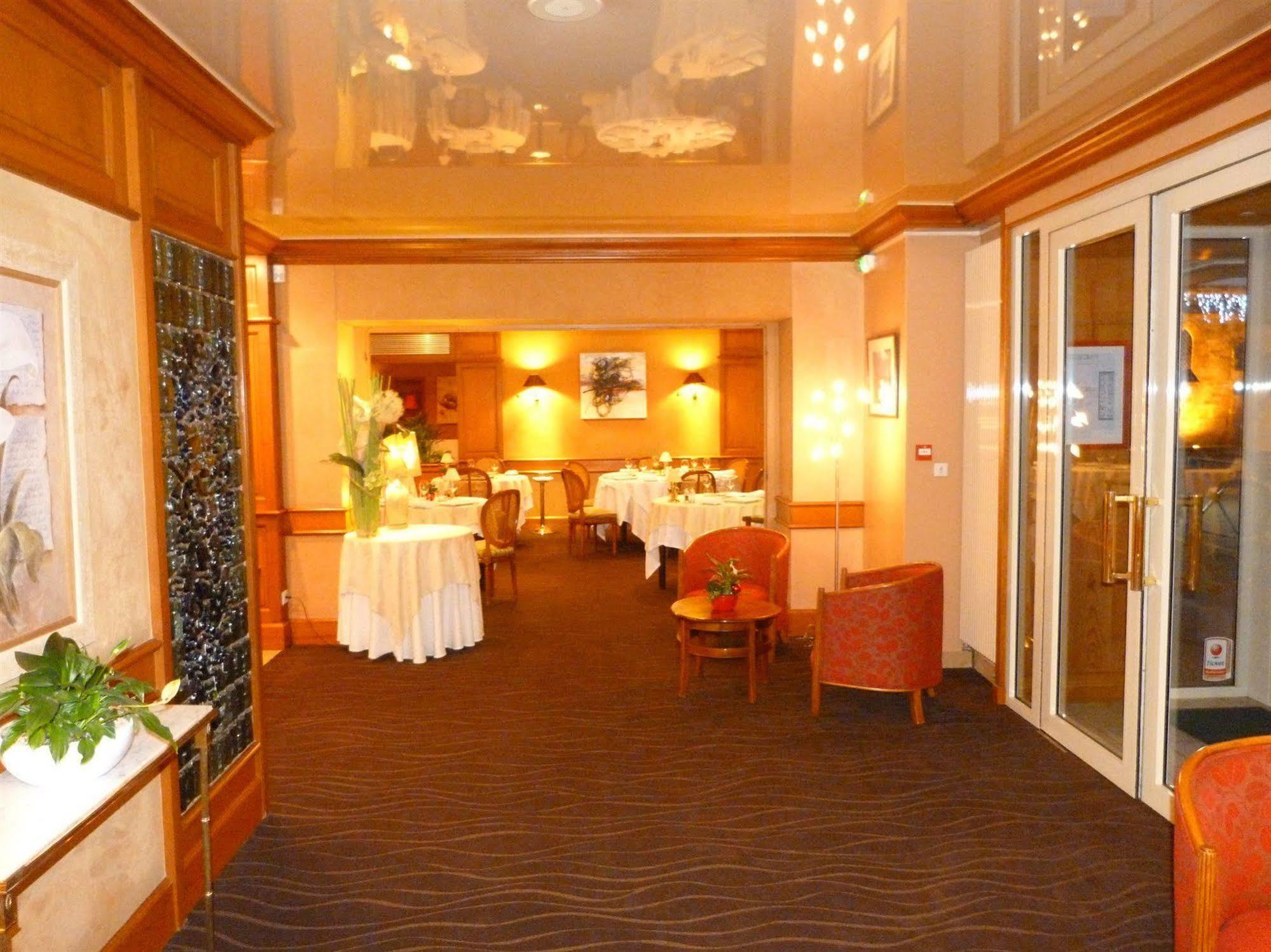 Hotel Le Gue Du Holme Saint-Quentin-sur-le-Homme Екстериор снимка